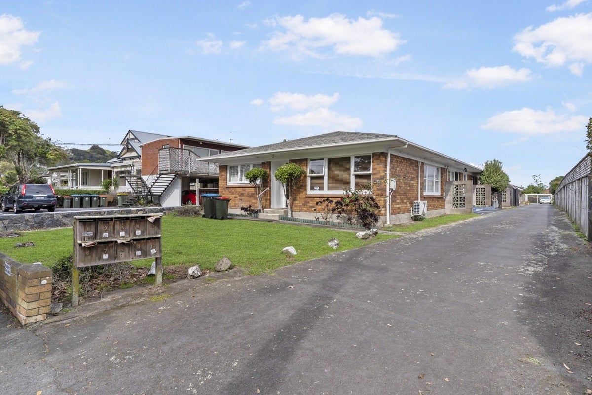 2/58 View Road, Mount Eden, Auckland - Carousel 8