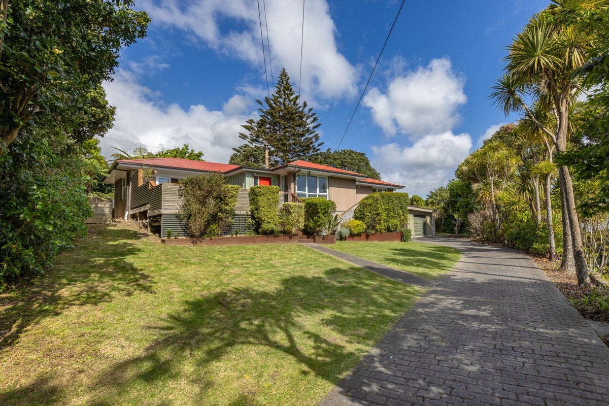 15 Elizabeth Street, Pukerua Bay, Porirua - Carousel 30