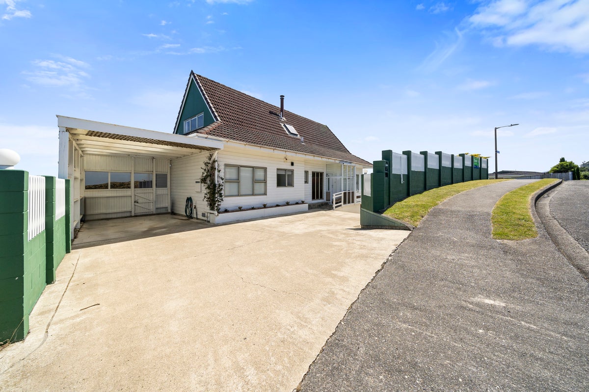 46 Eskdale Road, Papakowhai, Porirua - Carousel 28