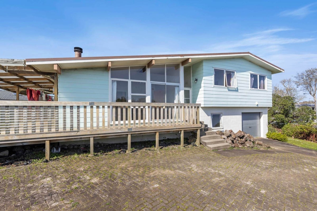 69 Priestley Drive, Bucklands Beach, Auckland - Carousel 22