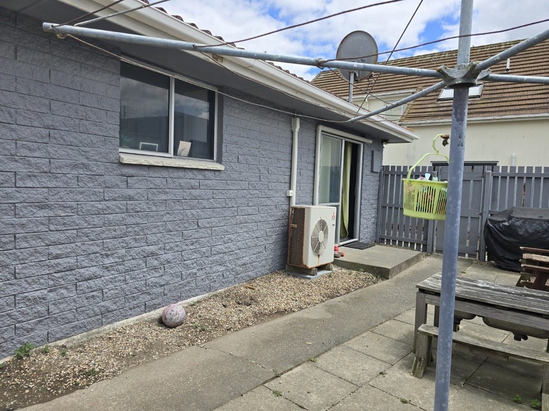 6/161 Marine Parade, New Brighton, Christchurch - Carousel 1