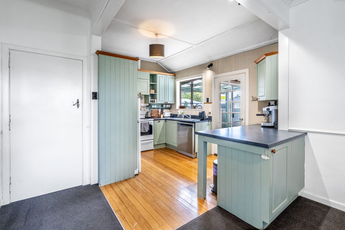 259 Yarrow Street, Richmond, Invercargill - Carousel 2