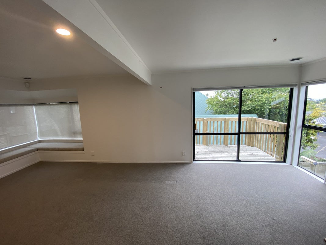 82A Clonbern Road, Remuera, Auckland - Carousel 2