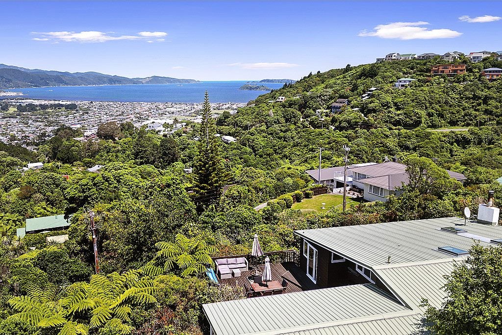 55 Pokohiwi Road, Normandale, Lower Hutt - Carousel 2