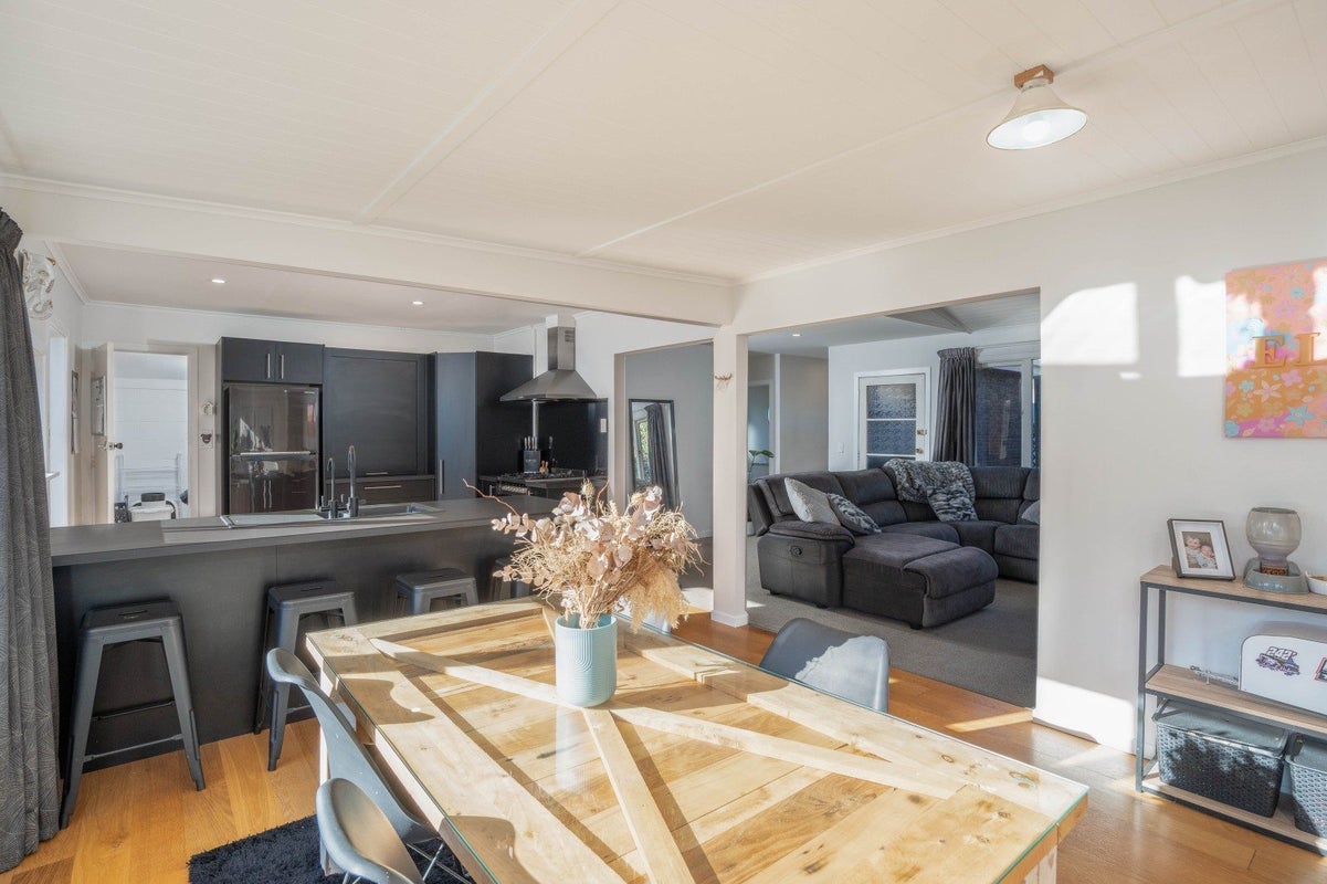 2/4 Laughton Street, Taupo, Taupo - Carousel 1
