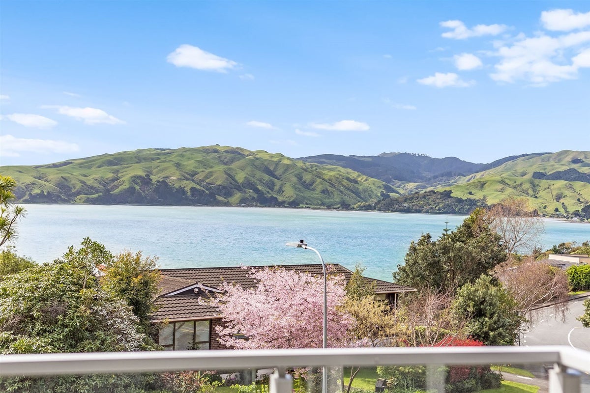 35 Leeward Drive, Whitby, Porirua - Carousel 2