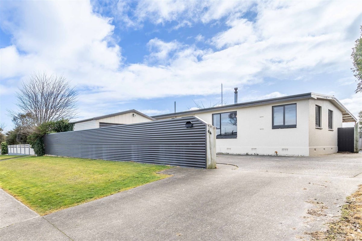 64 Highfield Terrace, Newfield, Invercargill - Carousel 1