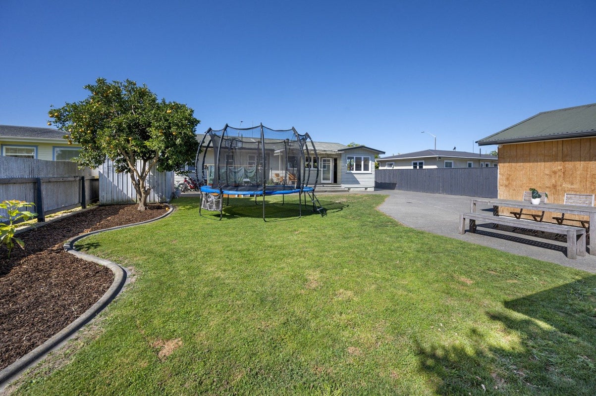 55 Wycliffe Street, Onekawa, Napier - Carousel 11