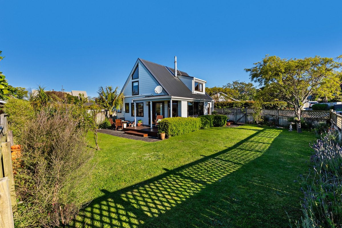 5 Kaitake Place, Oakura, Oakura - Carousel 2