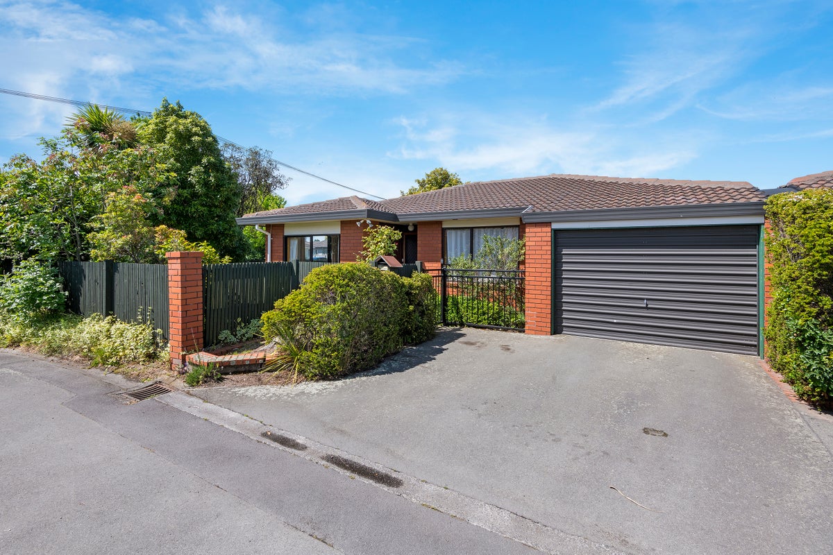 8/32 Hanrahan Street, Upper Riccarton, Christchurch - Carousel 1