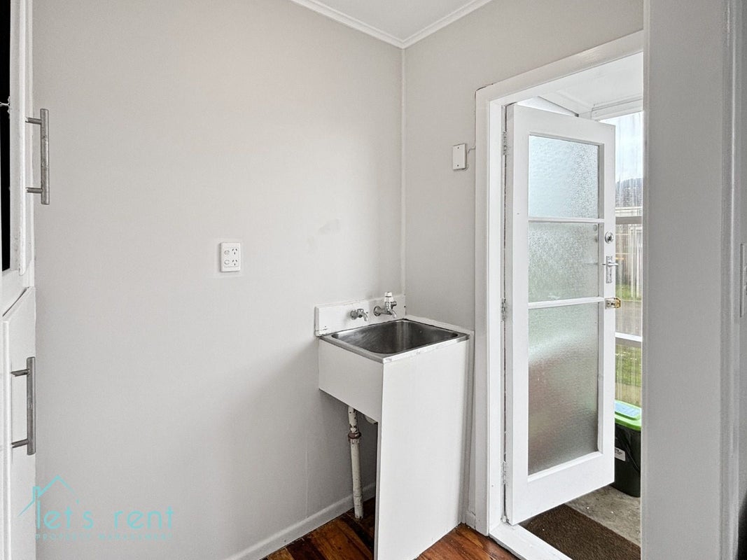 2/50 Tennessee Avenue, Mangere East, Auckland - Carousel 14
