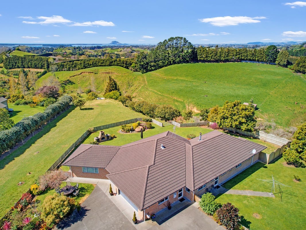 233 Waipapa Block Road, Whakamarama, Western Bay Of Plenty, Bay Of Plenty - Carousel 1