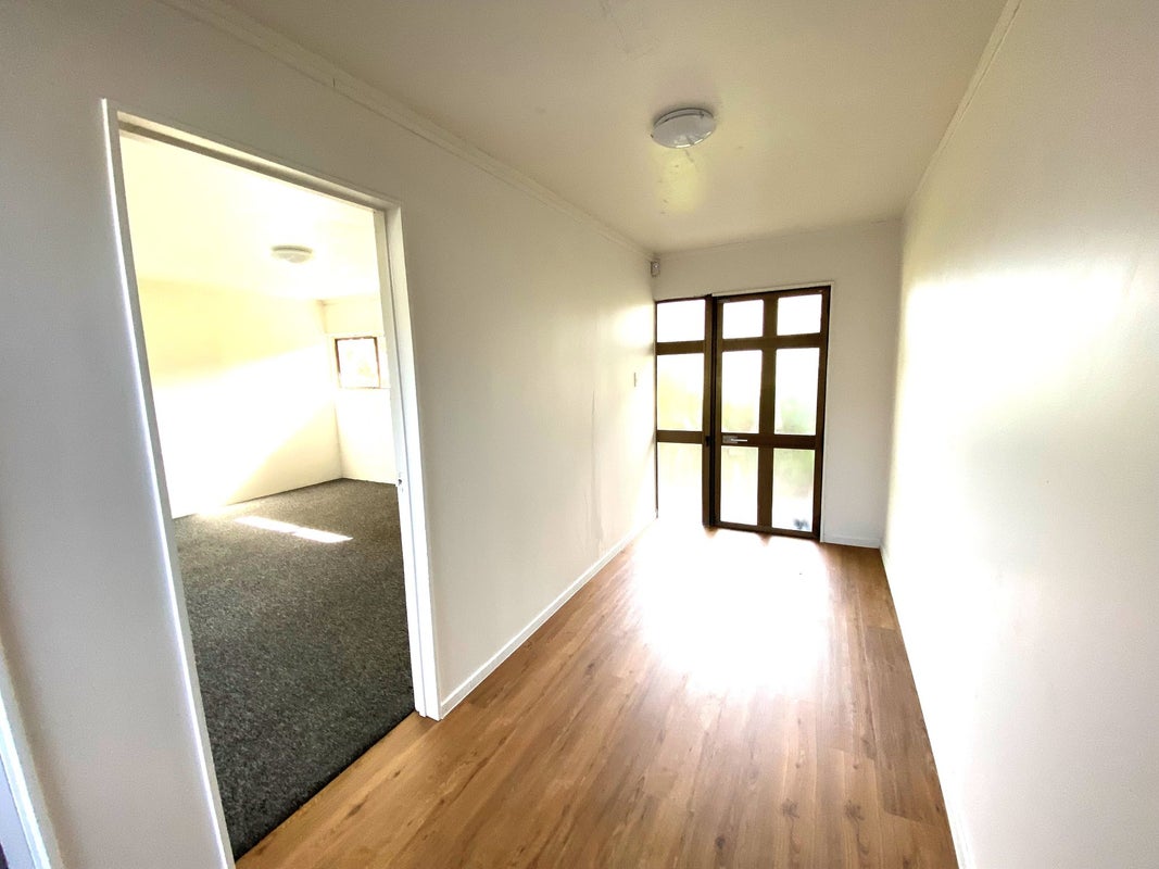 11 Birman Close, Half Moon Bay, Auckland - Carousel 46