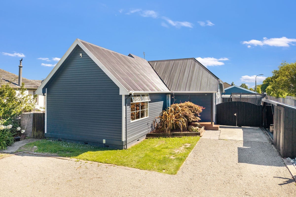 62 Northcote Road, Northcote, Christchurch - Carousel 2
