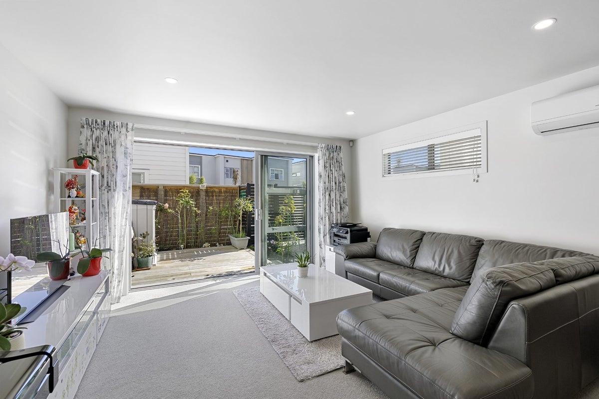 1115C High Street, Taita, Lower Hutt - Carousel 2