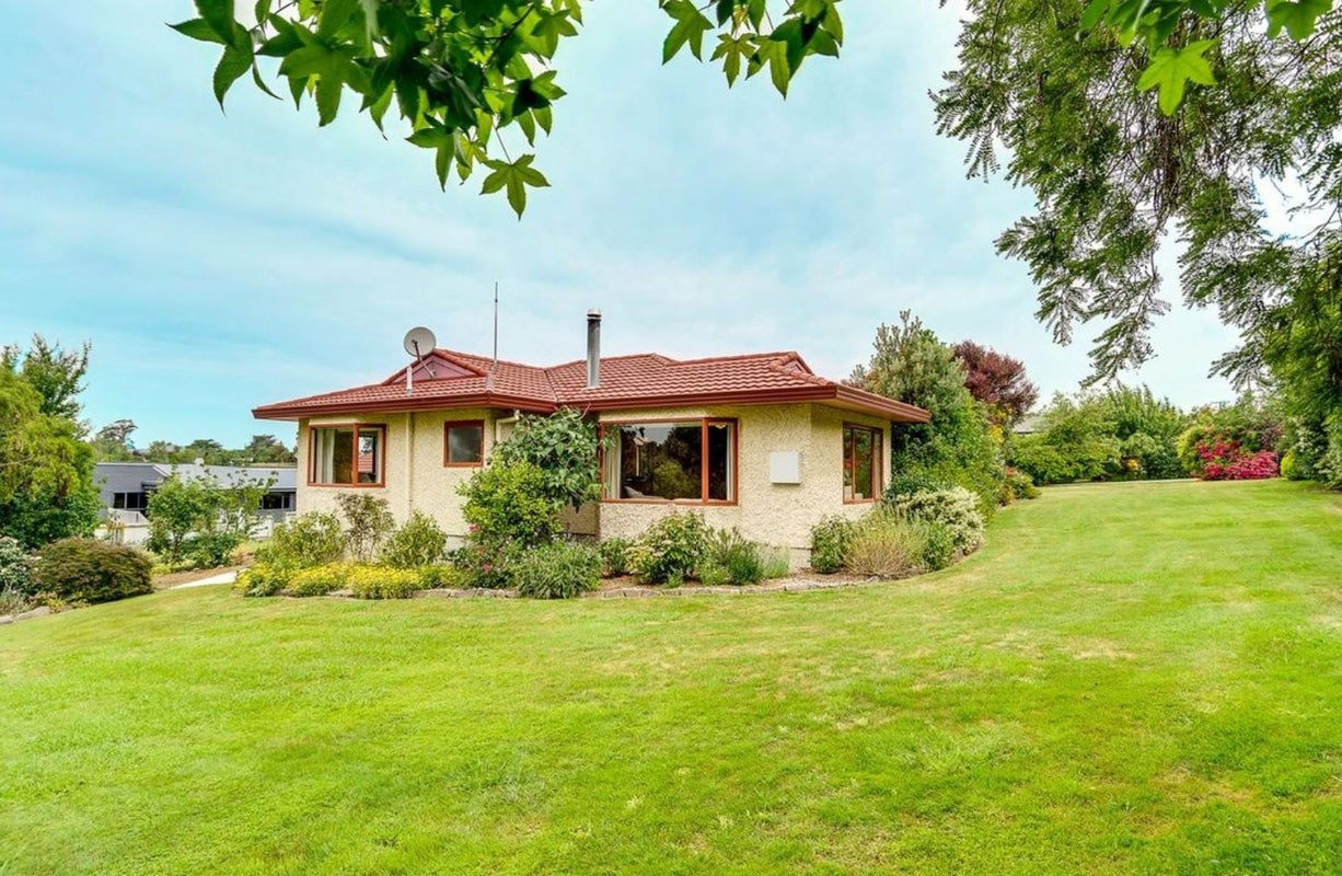 41 Domain Road, Waipawa, Waipawa - Carousel 2