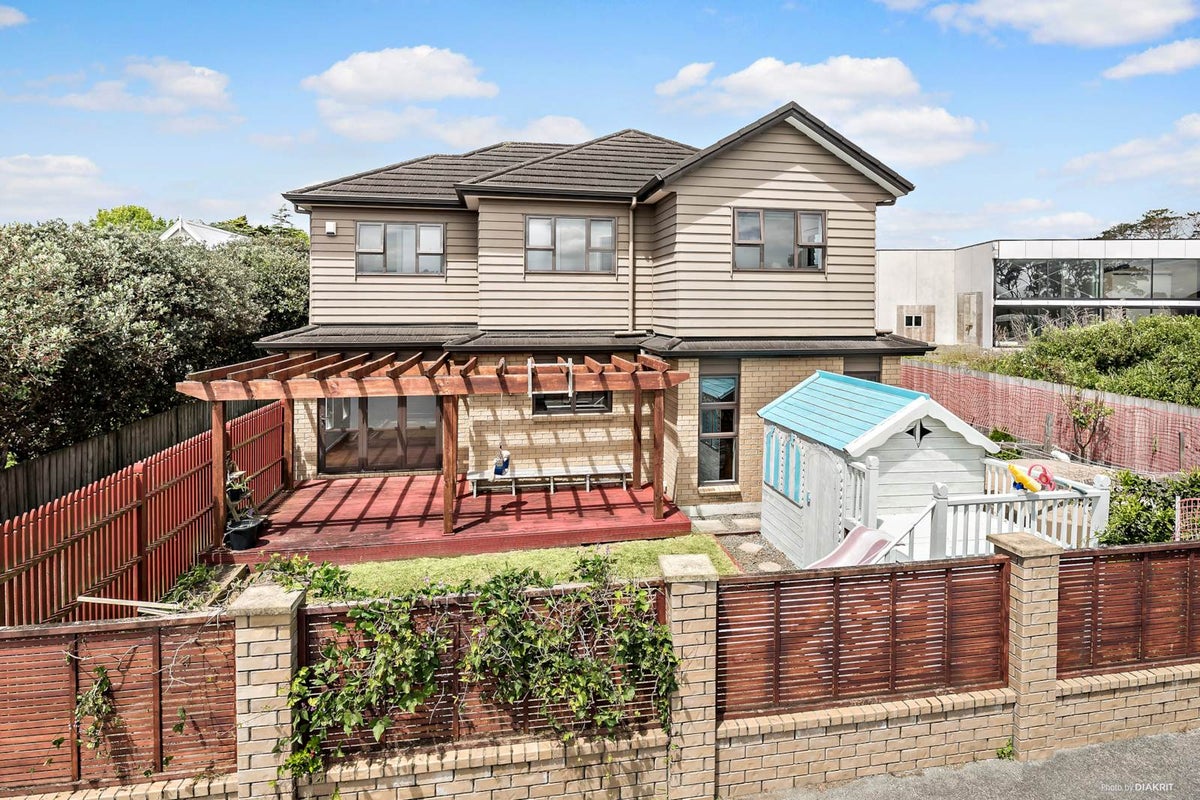 291A Albany Highway, Rosedale, Auckland - Carousel 1
