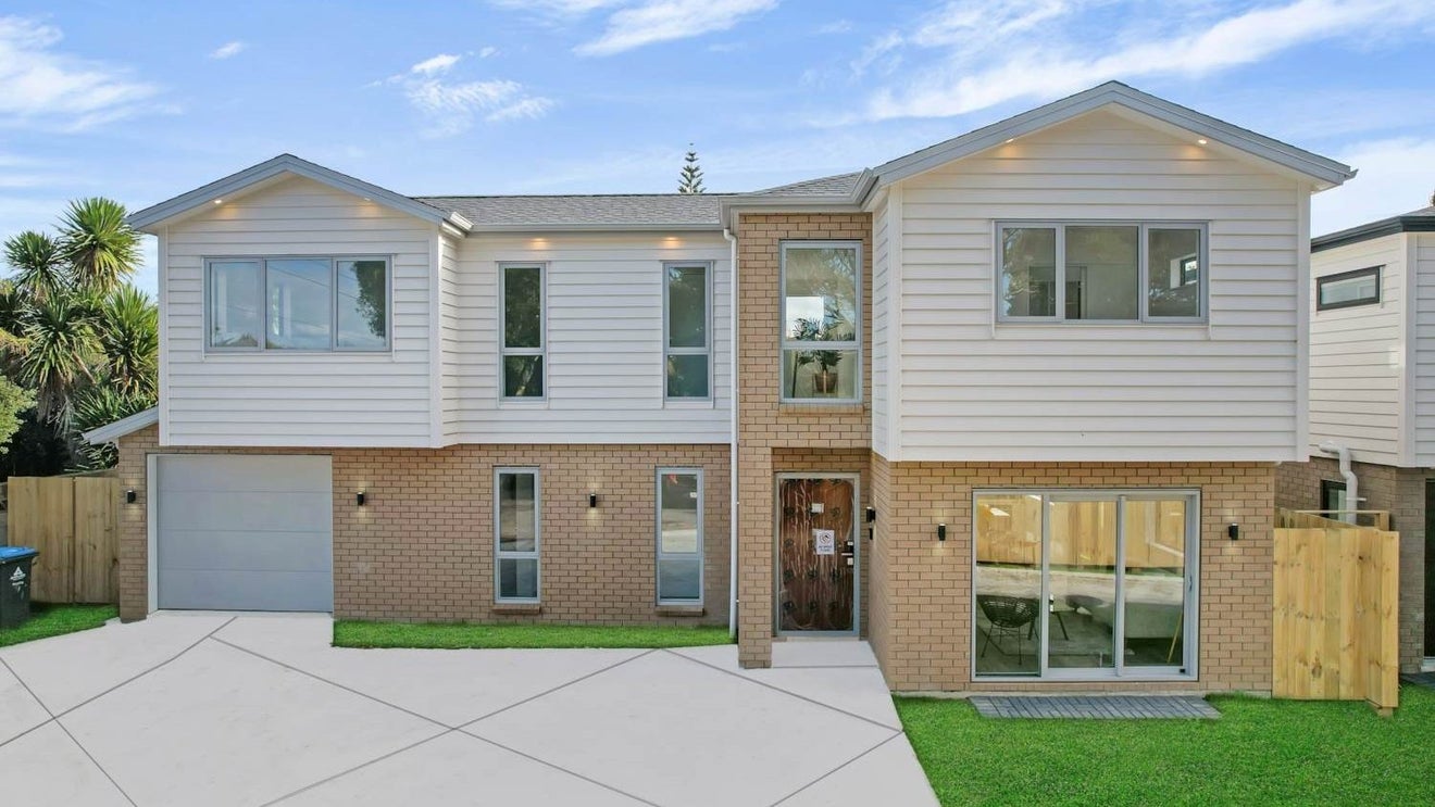 18A MacLaurin Street, Blockhouse Bay, Auckland - Carousel 1