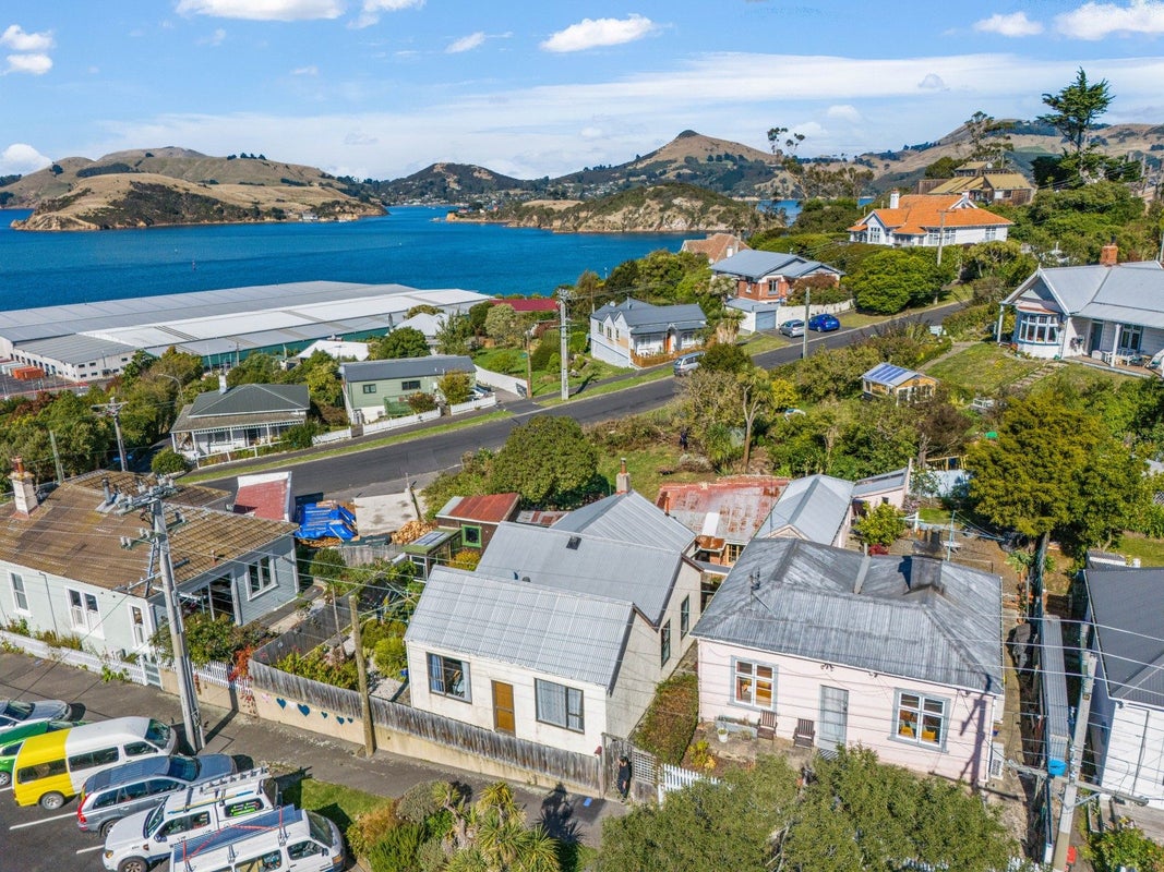 16 Scotia Street, Port Chalmers, Dunedin - Carousel 2