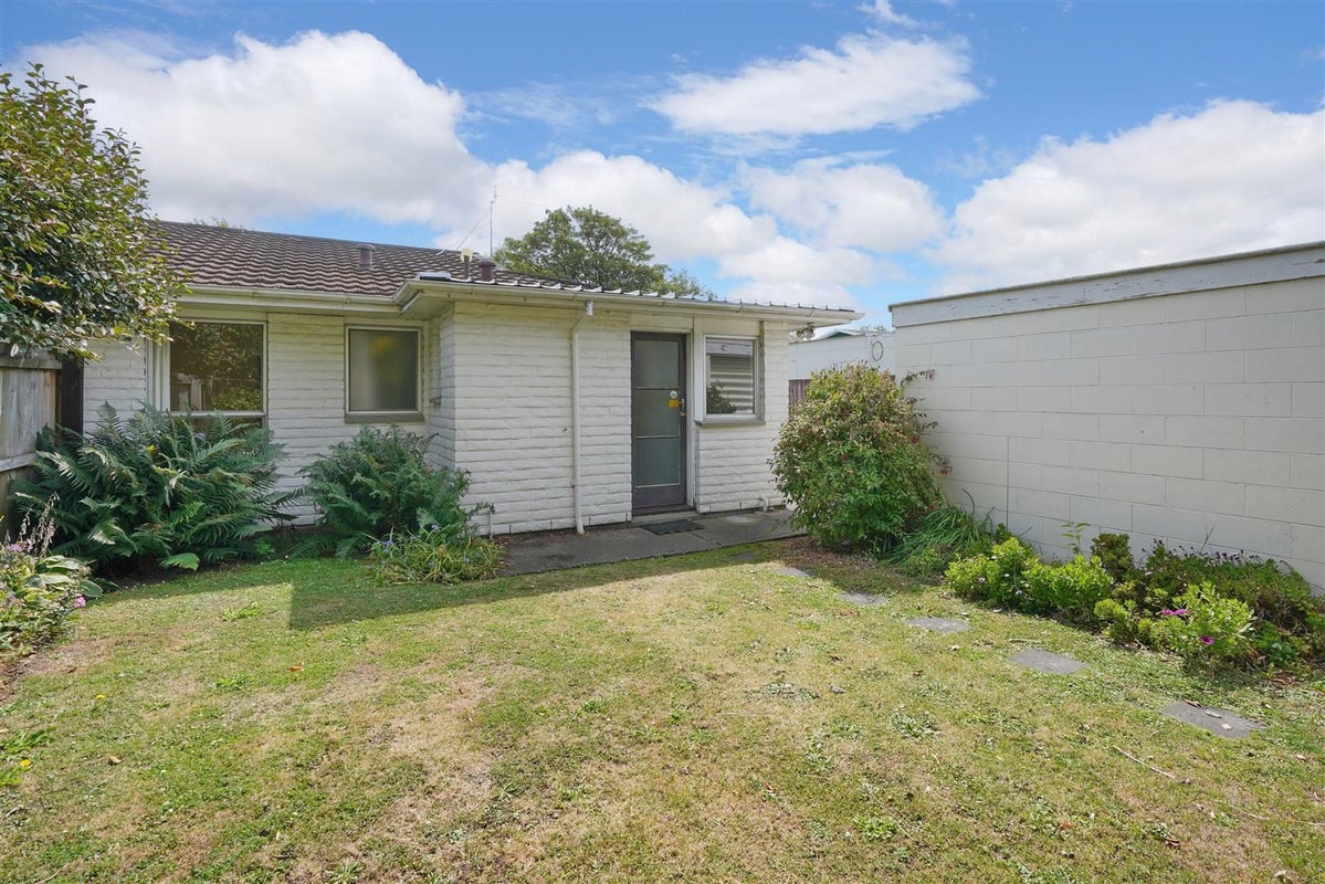 3/16 Oxley Avenue, St Albans, Christchurch - Carousel 17