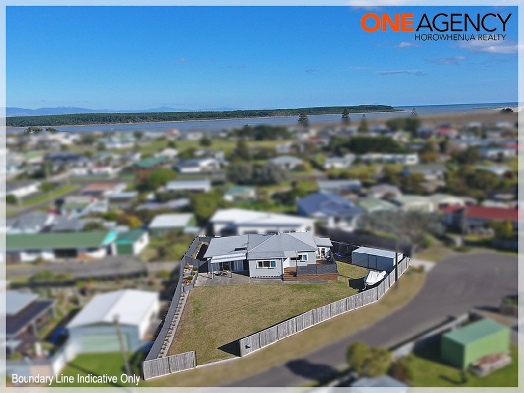 2 Watchorn Place, Foxton Beach, Foxton - Carousel 1