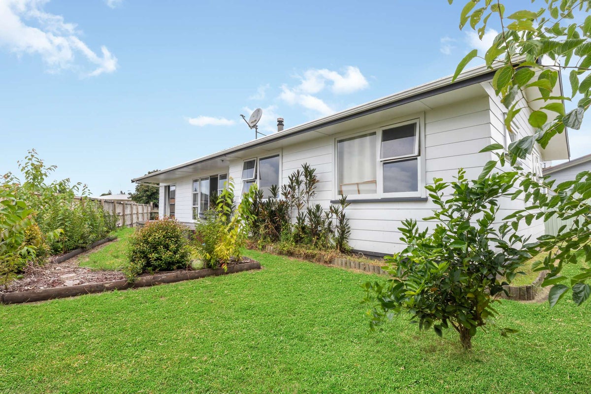 8 Fairview Road, Katikati, Katikati - Carousel 1