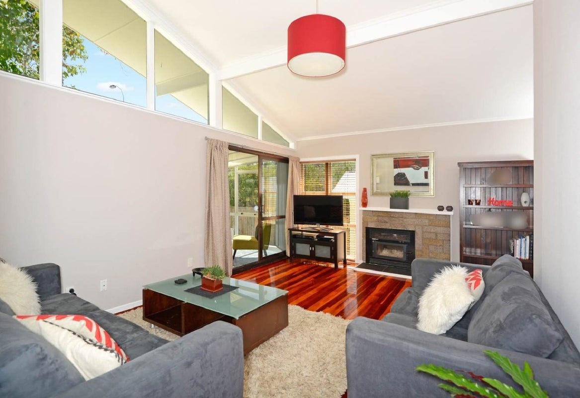24 Mountbatten Avenue, Hillcrest, Auckland - Carousel 2