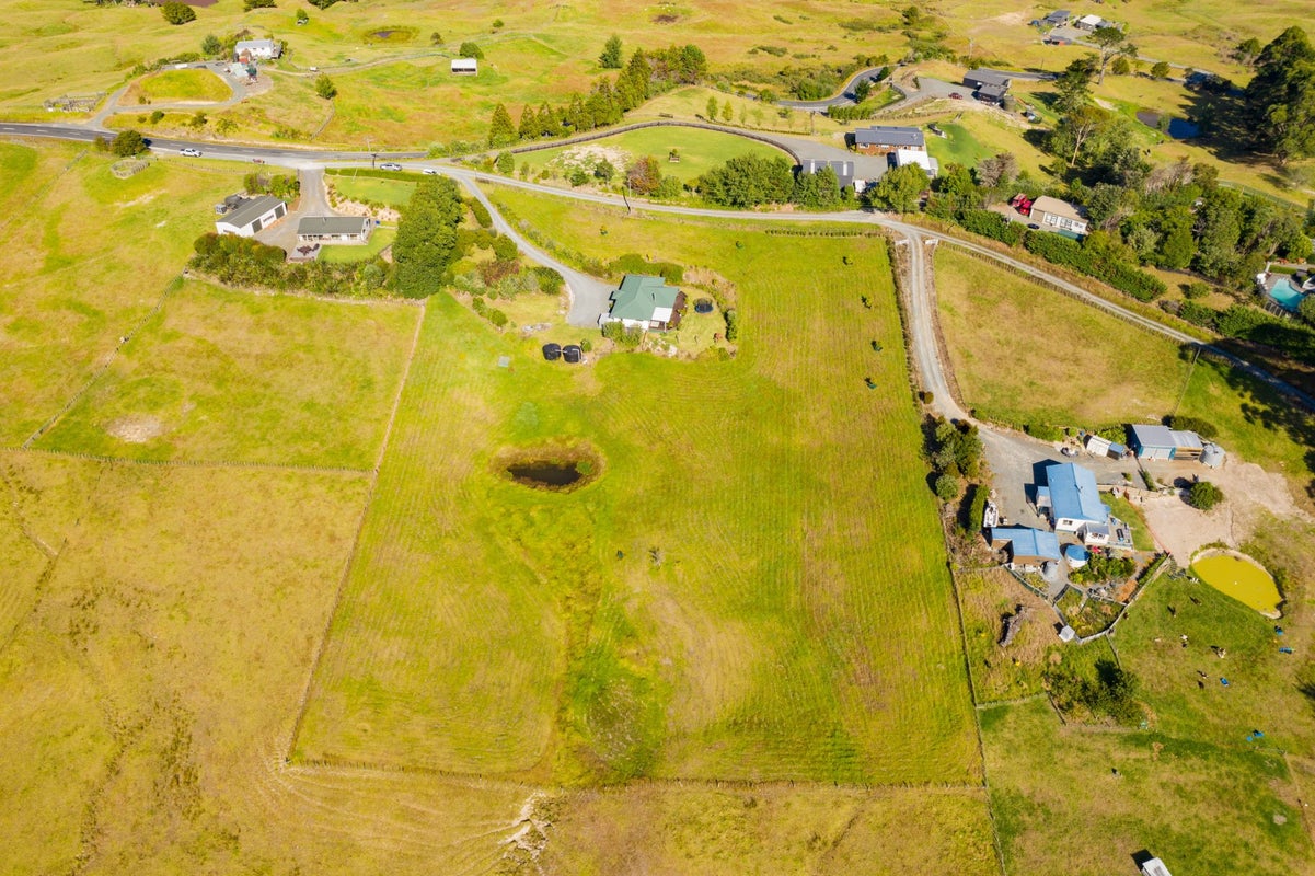 571 SNOOKS RD, MAUNGAKARA, WHANGAREI - Carousel 15