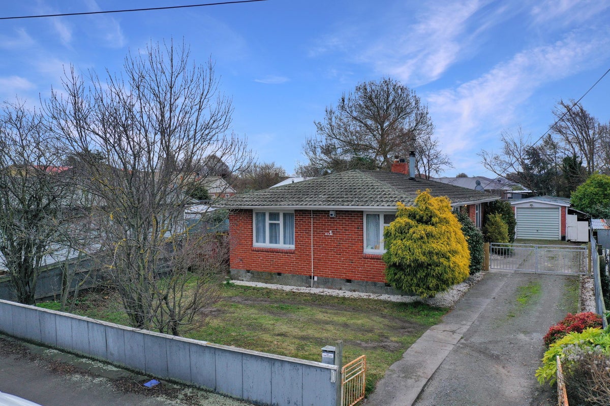 1 Bird Street, Hampstead, Ashburton - Carousel 1