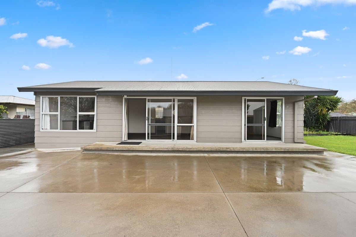 44 Karen Crescent, Dinsdale, Hamilton - Carousel 1