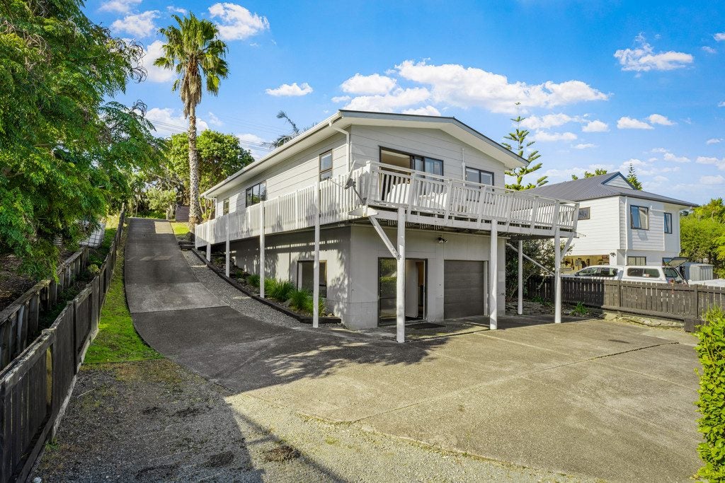 239 Vipond Road, Stanmore Bay, Whangaparaoa - Carousel 1
