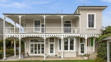 21 May Avenue, Hospital Hill, Napier - Carousel 1