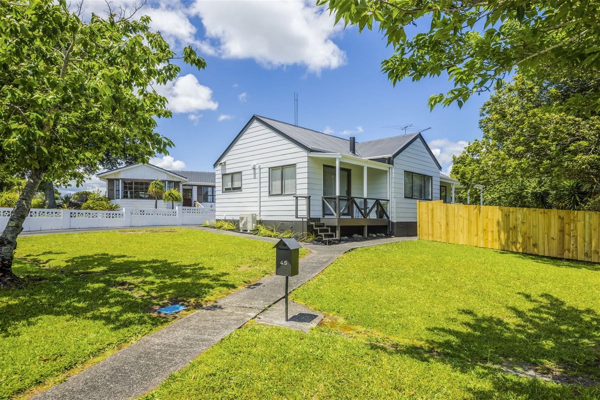 45 Bellfield Road, Opaheke, Papakura - Carousel 1