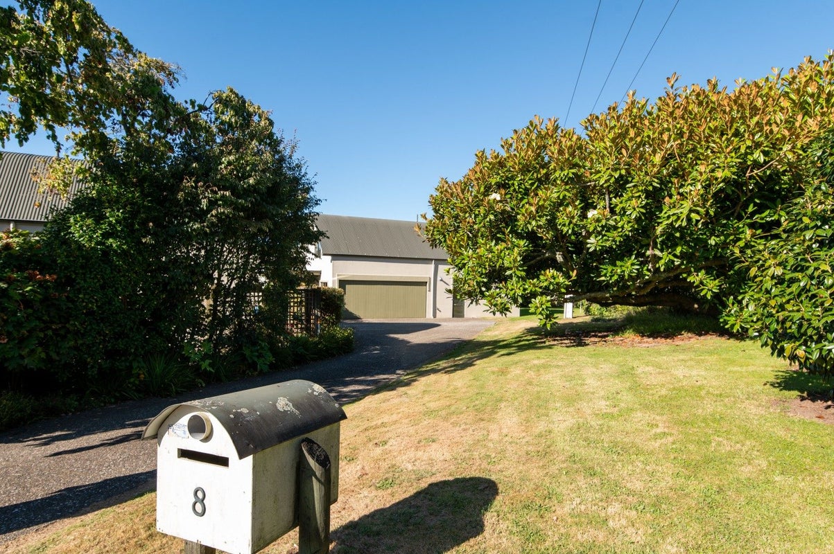 8 Mokoia Drive, Tihiotonga, Rotorua - Carousel 2