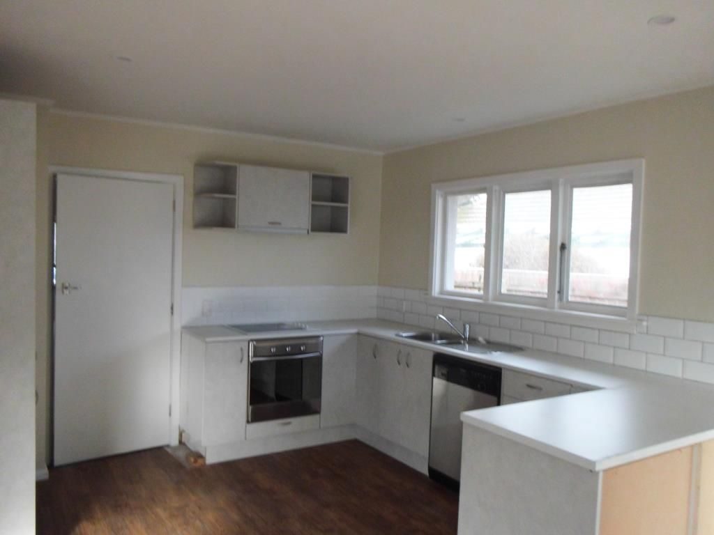 49 Tauiwi Crescent, Hei Hei, Christchurch - Carousel 2