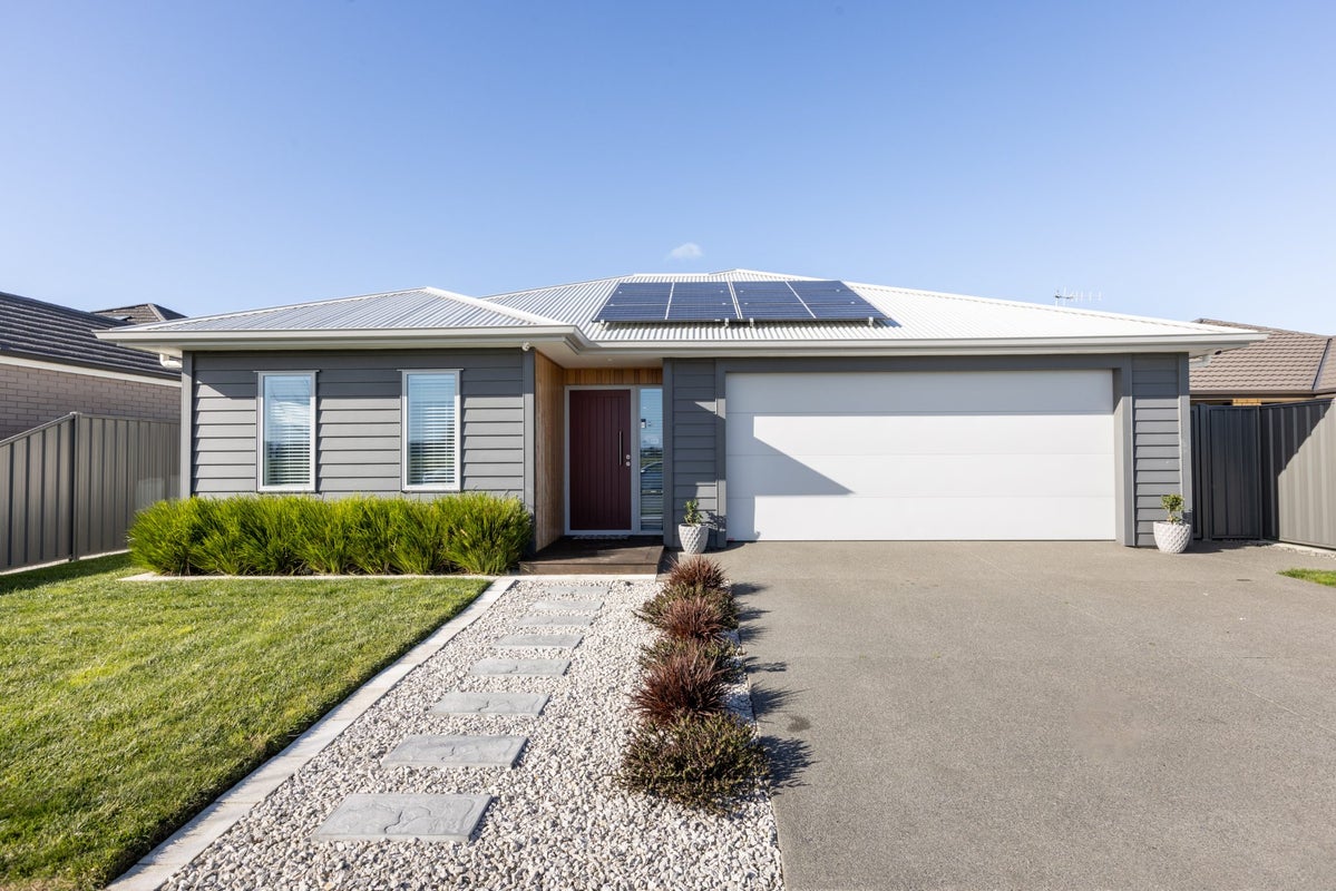 66 Eriksen Road, Te Awa, Napier - Carousel 2