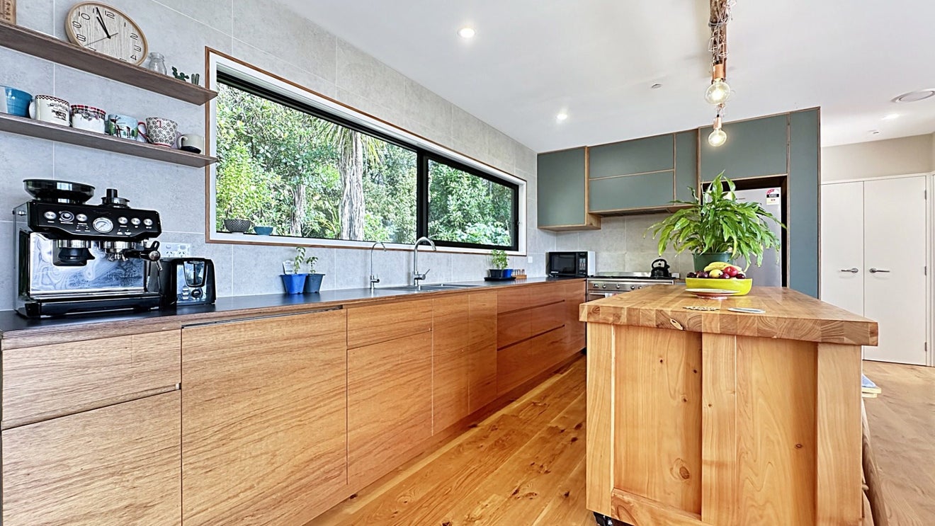 144 Opanuku Road, Henderson Valley, Auckland - Carousel 2
