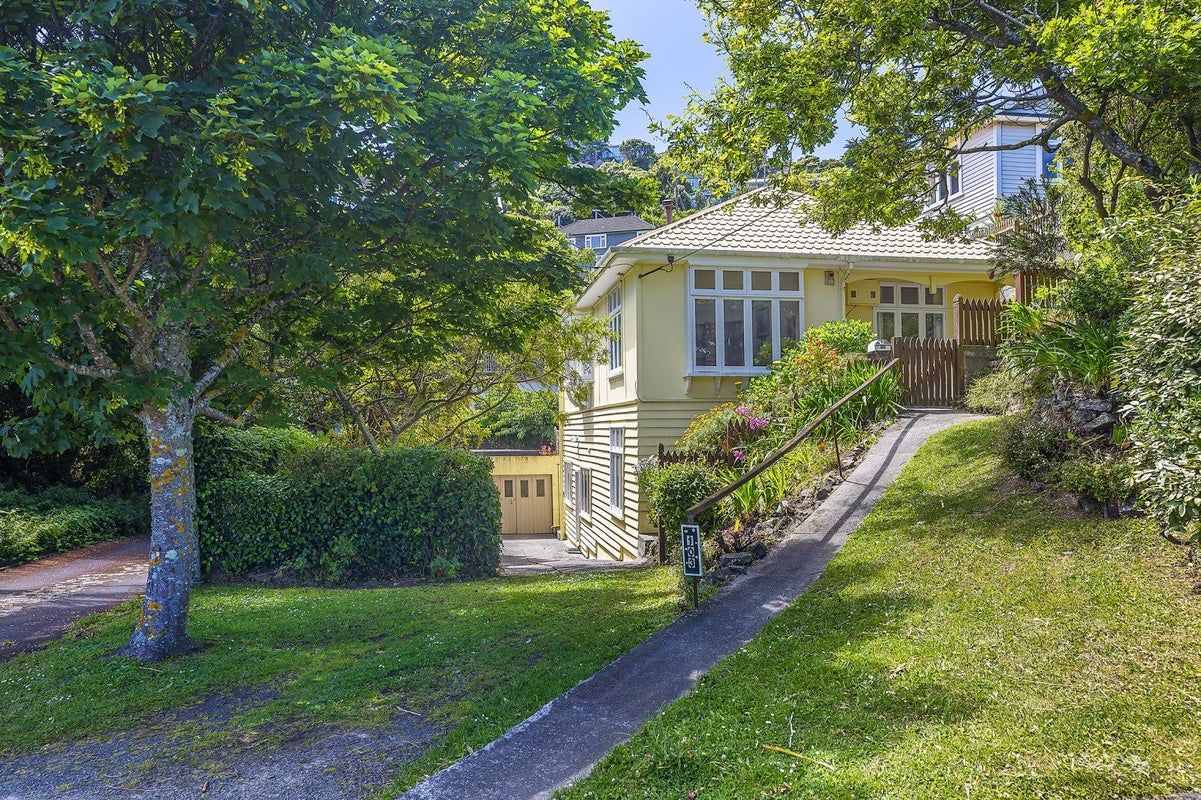 103 Melbourne Road, Island Bay, Wellington - Carousel 1