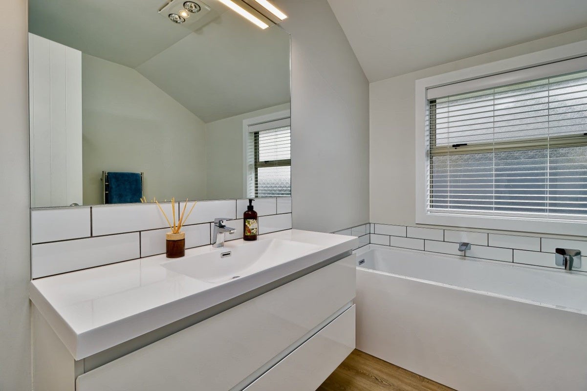 180 Riverbend Road, Maraenui, Napier - Carousel 21