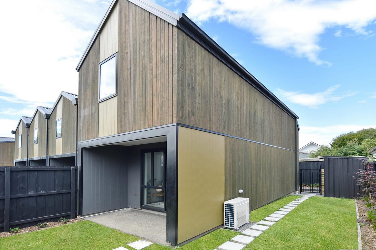 1/19 Hinemoa Street, Spreydon, Christchurch - Carousel 1