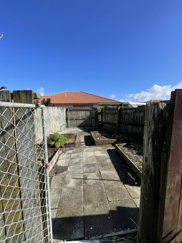 2/12 Balmore Place, Wattle Downs, Auckland - Carousel 11