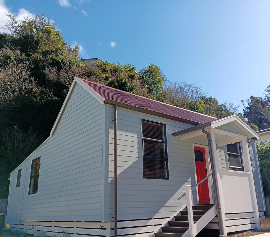 30 Chaucer Road South, Hospital Hill, Napier - Carousel 12
