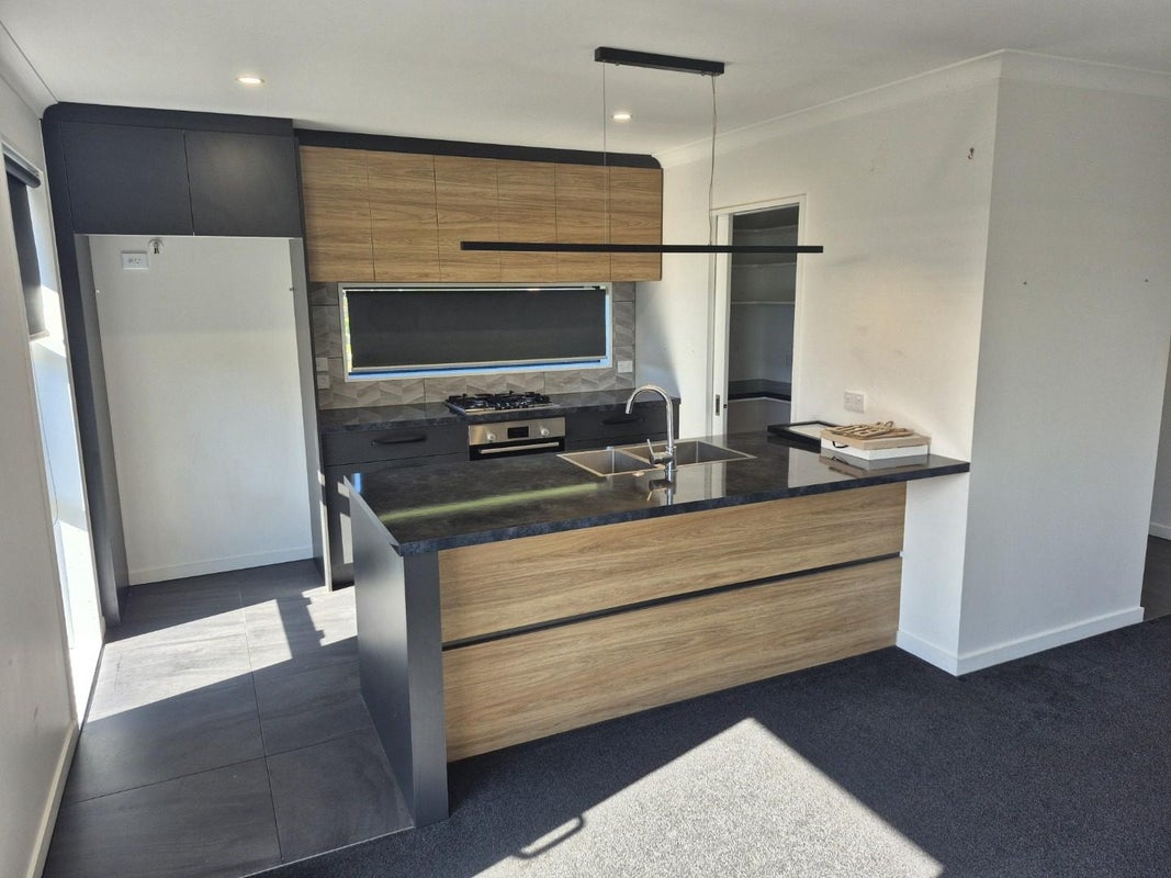 14 Snapdragon Lane, Wigram, Christchurch - Carousel 2