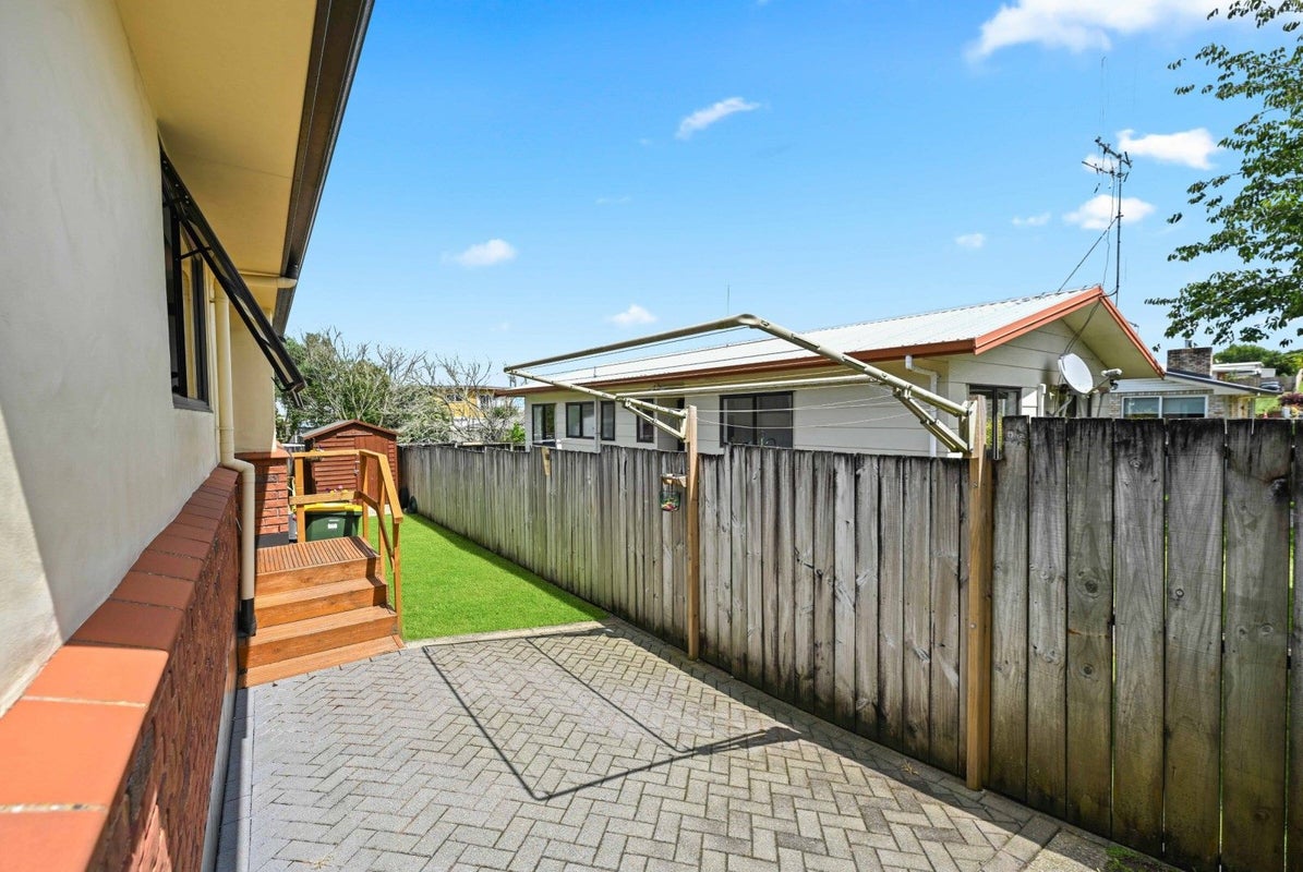 111A Poaka Avenue, Dinsdale, Hamilton - Carousel 15