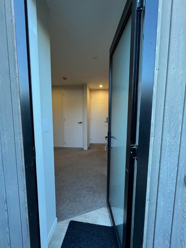 7/22 Oak Street, Royal Oak, Auckland - Carousel 2