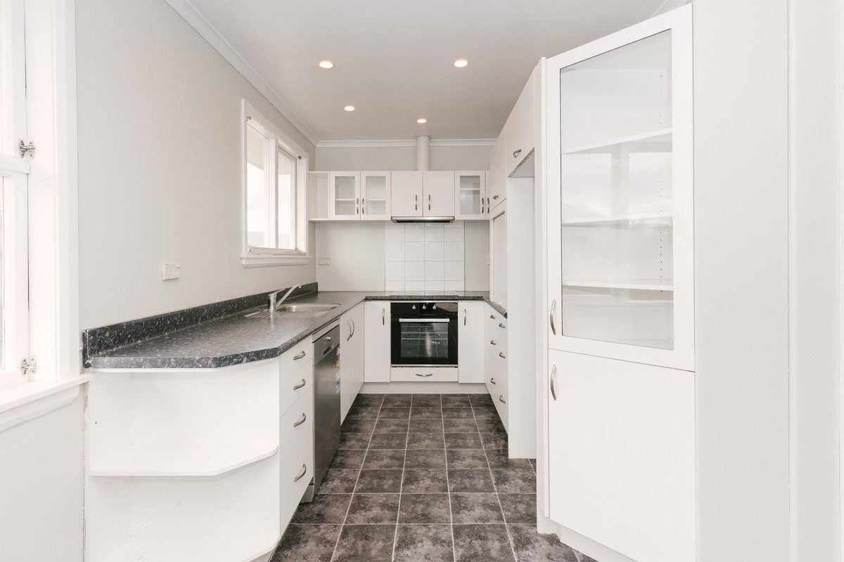 19 Leeds Street, Milson, Palmerston North - Carousel 2