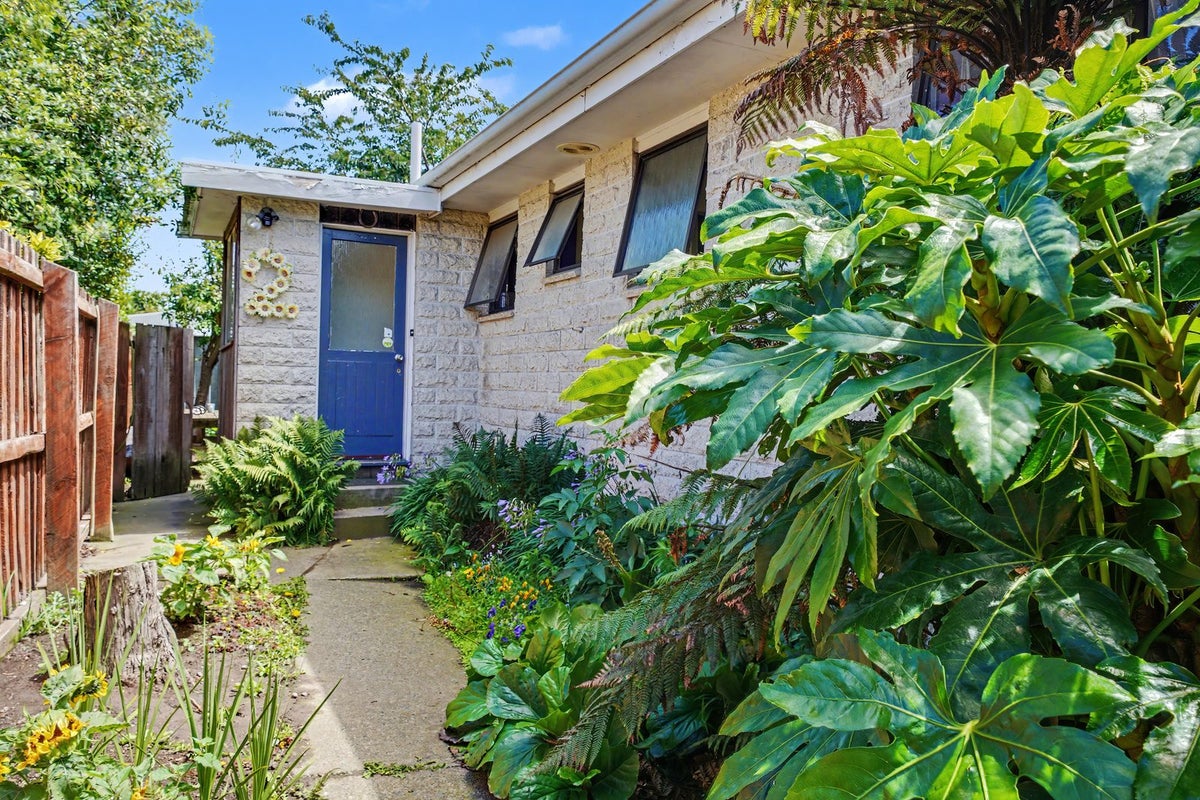 2/119A Prestons Road, Redwood, Christchurch - Carousel 12