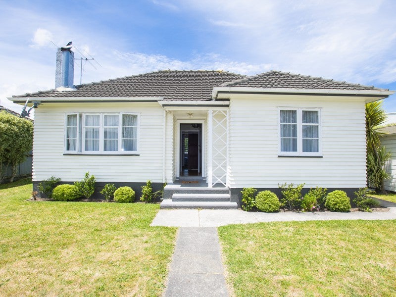41 Centennial Crescent, Te Hapara, Gisborne - Carousel 1