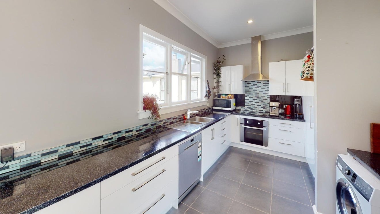7 Kells Avenue, Aramoho, Whanganui - Carousel 2