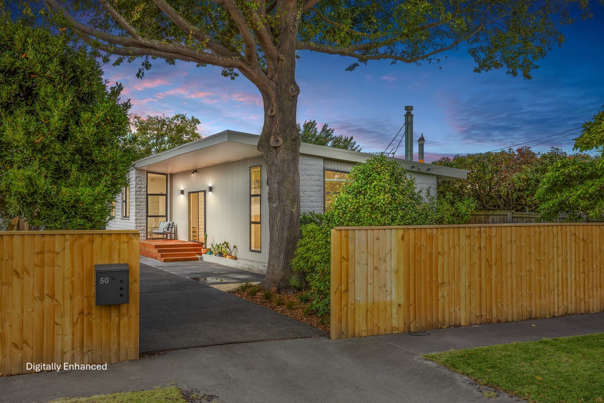 50 Waitikiri Drive, Parklands, Christchurch - Carousel 1